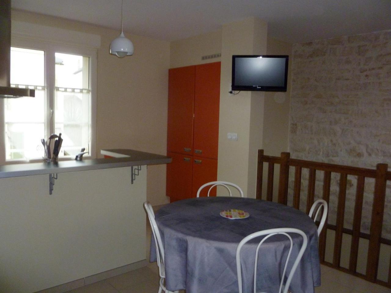 Locations Sylvittel Apartment Bagian luar foto